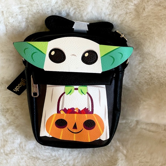Disney Star Wars Baby Yoda Halloween Trick or Treat Crossbody NWT - Picture 4 of 4